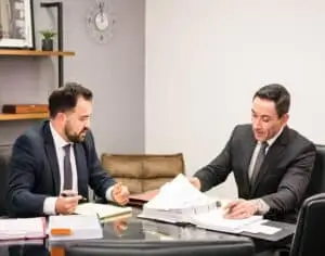 Abogados Que Hablen Español en California